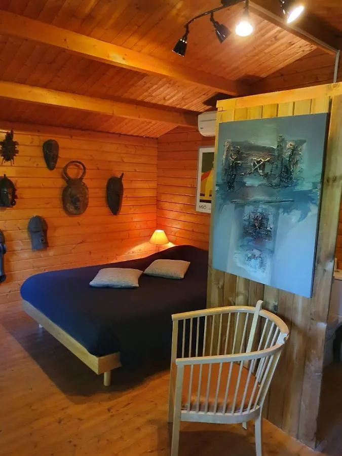 La Cabane du Pesquier en Provence Caumont-sur-Durance France
